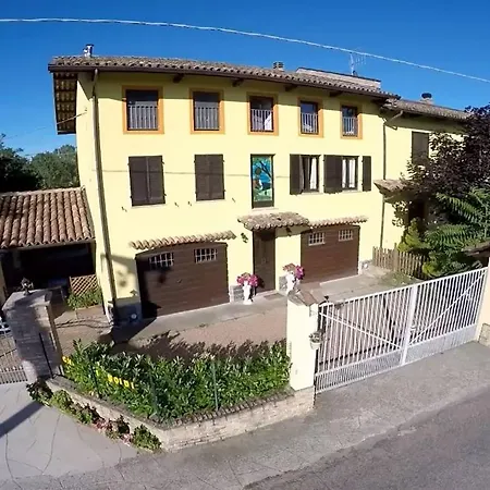 Locazione Turistica Barbera 니차몬페라토